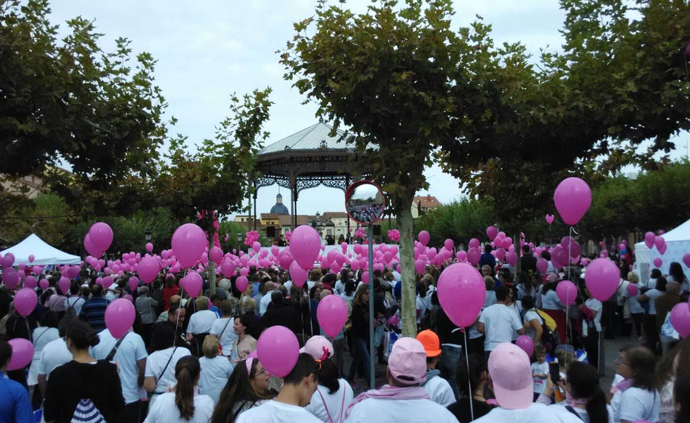 Chenoa, en la marcha de Avon contra el cáncer de mama en Alcalá