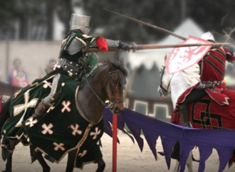 Vídeo: Mercado Medieval de Alcalá / Así son los torneos de justas medievales