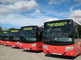 Los usuarios de los autobuses de Alcalá ponen un notable al servicio