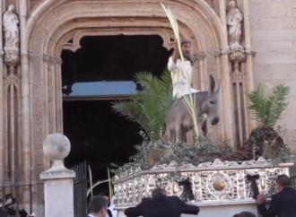 Domingo de Ramos: la Semana Santa de Alcalá, en imágenes y desde casa