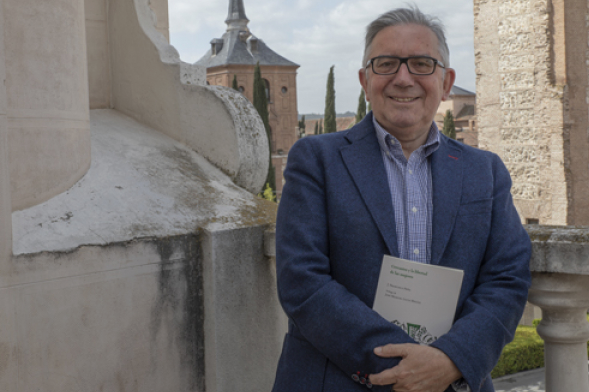 El reflejo literario de Alcalá, en una conferencia de Francisco Peña
