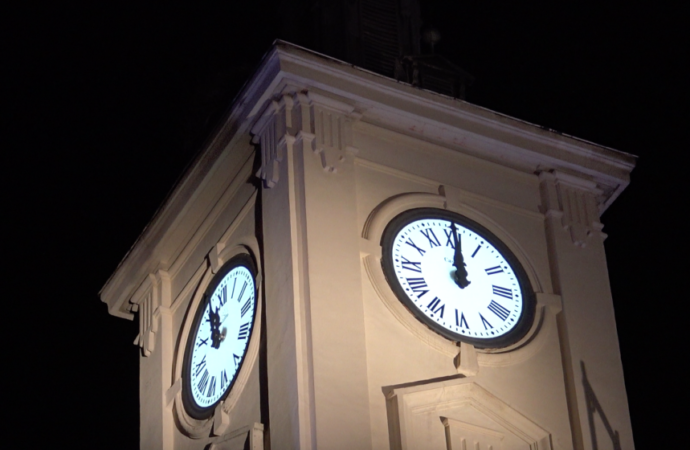 Nochevieja, Año Nuevo y el reloj del Ayuntamiento de Alcalá