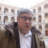 Entrevista / Juan Manuel de Prada en Alcalá: «No corren buenos tiempos para las Humanidades»