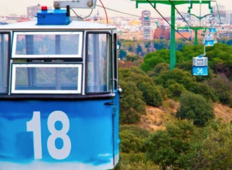 Alcalá de Henares pone en marcha un Plan para limpiar 110.000 metros cuadrados de aceras