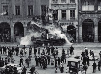 Alcalá acoge la exposición de PHotoESPAÑA sobre la Primavera de Praga en 1968