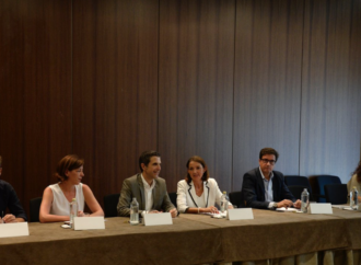 La ministra de Turismo, Reyes Maroto, comprometida con el turismo de Alcalá