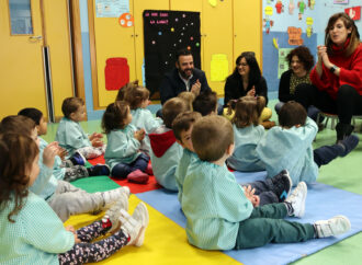 El ayuntamiento de Azuqueca por el aprendizaje de idiomas en los centros educativos locales