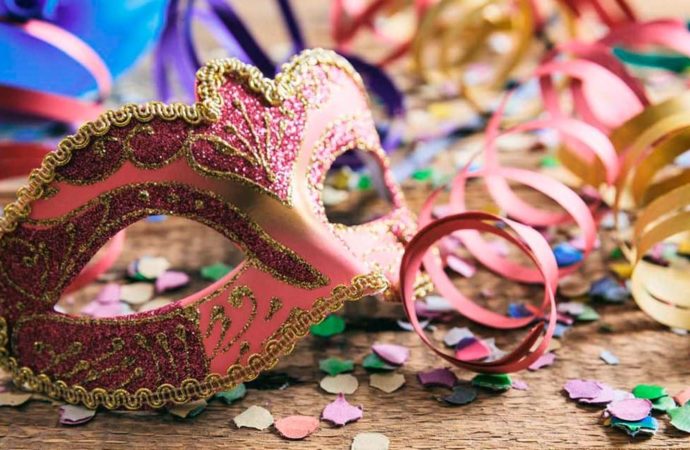 Carnaval Alcalá 2022 / Concursos de disfraces, pasacalles, el “Manteo del Pelele”… del 26 de febrero al 2 de marzo
