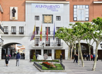 Torrejón y Guadalajara se suman hoy al día mundial de la lucha contra el ELA iluminando de verde edificios embleméticos