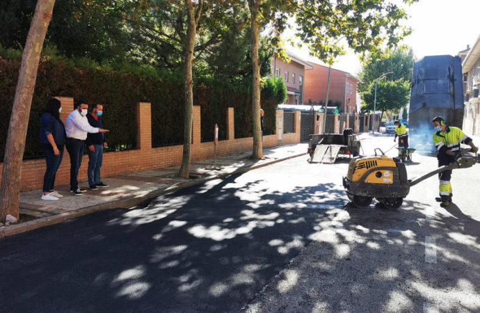 Azuqueca de Henares invierte más de 6.000 euros en la reparación del asfalto de varias vías