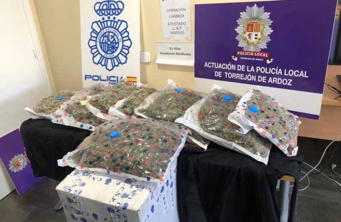 Operación antidroga en Torrejón con dos detenidos y 8,6 kilos de marihuana incautados