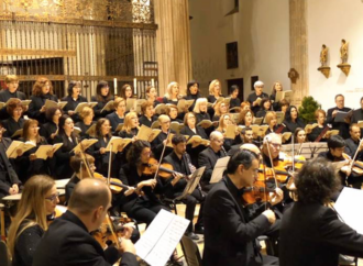 La Sociedad Lírica se rebautiza y pasa a denominarse “Orfeón Complutense”