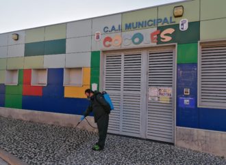 Villanueva de la Torre desinfectará las zonas más transitadas del municipio como medida de prevención frente al coronavirus