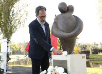 Todo listo en los cementerios de Alcalá de Henares para conmemorar el Día de Todos los Santos