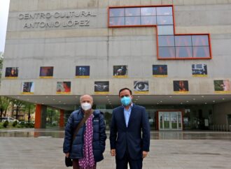 Antonio López visitó este jueves el Centro Cultural de Coslada que lleva su nombre