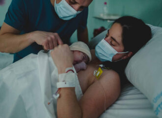 Nacen en el Hospital de Torrejón más de 1.900 bebés durante el ‘Estado de Alarma’