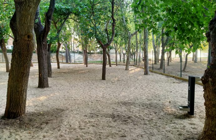Nueva área canina ubicada en el parque Dolores Ibárruri de San Fernando de Henares
