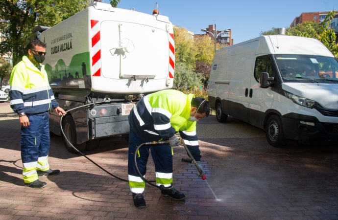 Arrancan los trabajos del nuevo Plan de Limpiezas intensivas impulsado por el Ayuntamiento de Alcalá