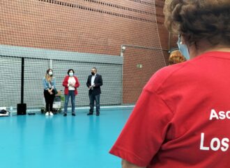 Cerca de 200 mayores realizan actividades físicas en el Pabellón Deportivo M3 de San Fernando de Henares