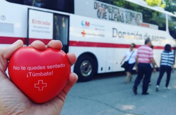 Cruz Roja anima a los madileños a donar sangre con el fin de recuperar las reservas en la región