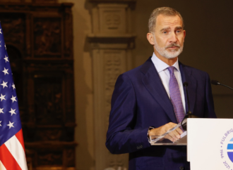 El Rey Felipe entrega a Javier Solana el Premio «Una Trayectoria Fulbright» en la Universidad de Alcalá