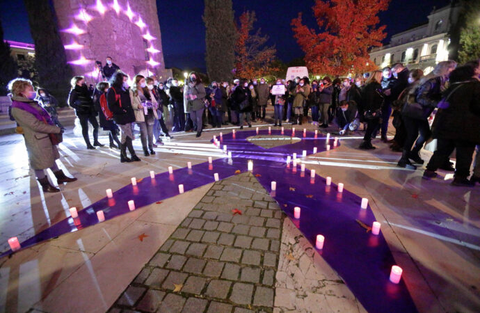 25N Alcalá / Así han sido los actos institucionales del Día Internacional por la Eliminación de la Violencia contra las Mujeres
