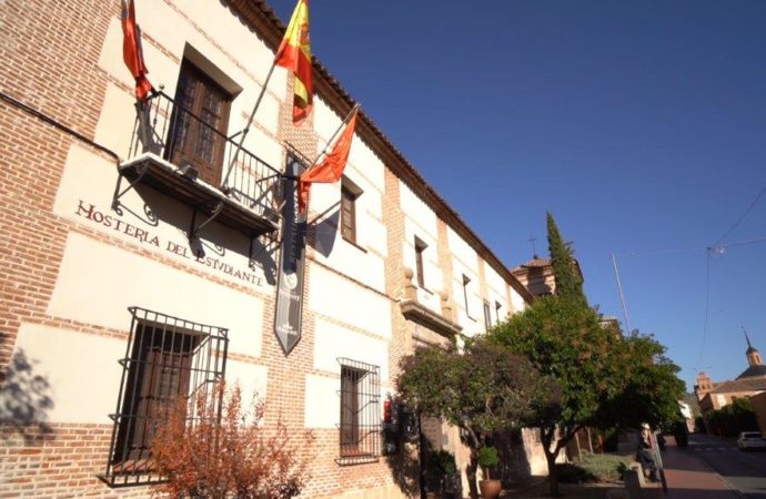 La Hostería del Estudiante de Alcalá reabre con un viaje gastronómico por las cocinas de Paradores