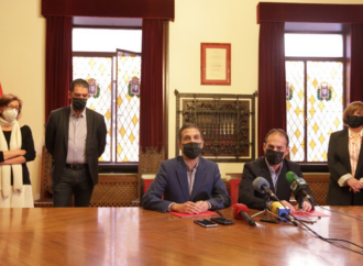 PSOE y Ciudadanos rubrican su acuerdo de gobierno en Alcalá de Henares asegurando los presupuestos y la mayoría absoluta