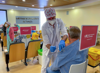 El Hospital de Torrejón administrará las tres dosis de la vacuna contra la COVID-19 a través del sistema de autocitación