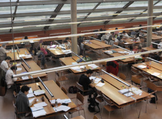 La Biblioteca Pública Municipal Cardenal Cisneros de Alcalá amplía su horario para facilitar la preparación de los exámenes
