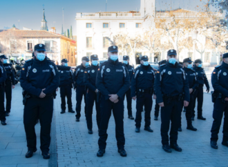 Así son los nuevos uniformes de la Policía Local de Alcalá de Henares 