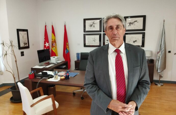 José Vicente Saz, rector de la UAH: «el aparcamiento subterráneo bajo los Cuarteles y el gran Auditorio podrían estar para finales de 2023 o principios de 2024»