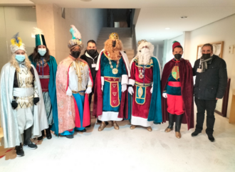 Cabalgata 2022 en San Fernando de Henares: resumen, imágenes y unos Reyes Magos capaces de vencer a la lluvia