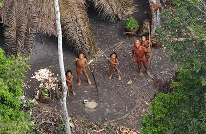 Un estudio de la UAH advierte de que la minería amenaza a los pueblos indígenas aislados en la Amazonía brasileña