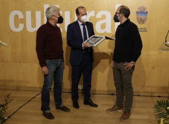 Homenaje a los 80 años de la Librería de Emilio Cobos en Guadalajara