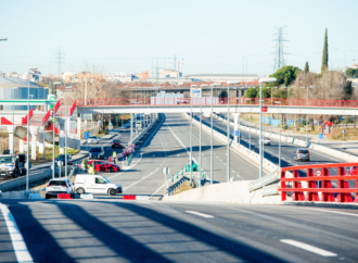 Tráfico / Ya está abierto el puente sobre la M300 cerrado durante meses en Alcalá de Henares