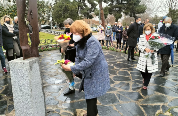 11M San Fernando / Homenaje a las víctimas en la Plaza de Guernica, junto al monolito en su memoria