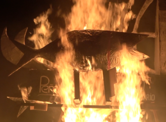 El tradicional Entierro de la Sardina pone punto y final a los Carnavales 2022 de Alcalá de Henares 