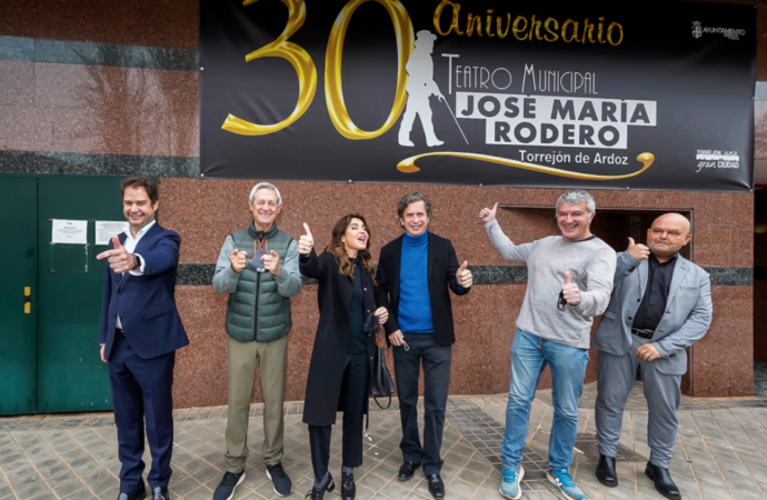 Josema Yuste, Gabino Diego, Blanca Marsillach y Jesús Cisneros en el 30 Aniversario del Teatro Municipal José Mª Rodero de Torrejón de Ardoz