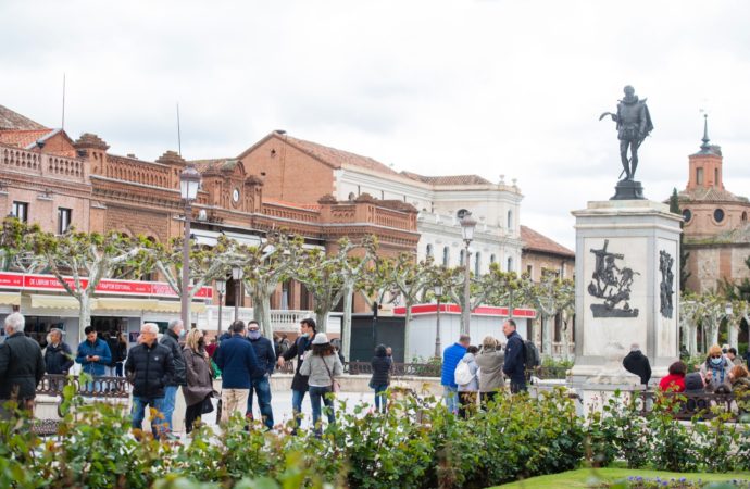 23 de abril / Día del Libro en Alcalá con gran ambiente literario