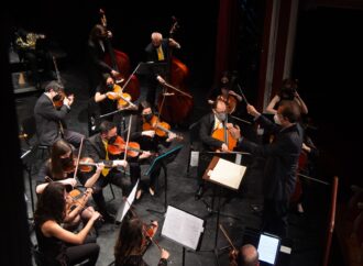 La Orquesta Ciudad de Alcalá interpretó la Tercera Sinfonía de Brahms en un Teatro Salón Cervantes con el aforo completo  