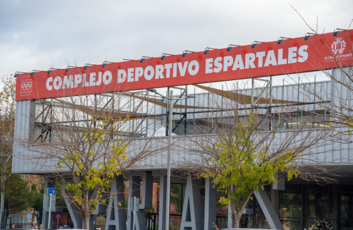 Nuevo horario de apertura de la sala fitness y la piscina de nado libre del Complejo Deportivo Espartales en Alcalá