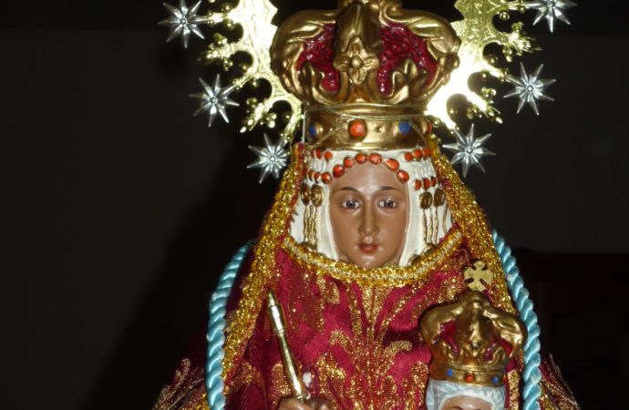 Romería, comida y bailes del Centro Extremeño en honor a la Virgen de Guadalupe en Alcalá de Henares
