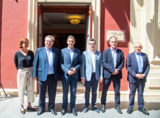El ministro de la Presidencia, Félix Bolaños, homenajea a los exiliados en Alcalá de Henares