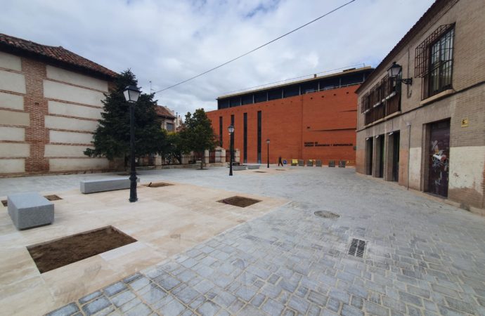 Avanzan las obras de peatonalización en la zona oeste del Casco Histórico de Alcalá de Henares