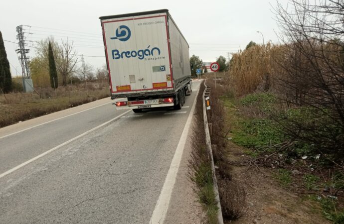 IU Meco denuncia «los graves problemas de acceso al transporte público»