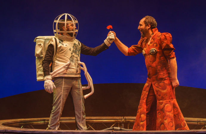 Ron Lalá llega este fin de semana al Teatro Salón Cervantes con música y humor en “Villa y Marte” 