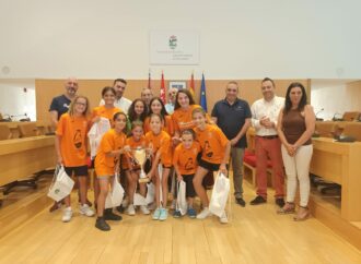 Reconocimiento institucional al Club de Fútbol Sala Fernando en el Ayuntamiento