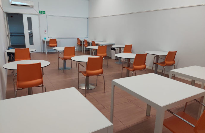 La sala de estudio de la Biblioteca de Azuqueca se traslada al Centro de Ocio para ofrecer un espacio con climatización