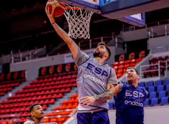 El torrejonero Santiago Yusta, entre los 22 convocados para la previa del Eurobasket